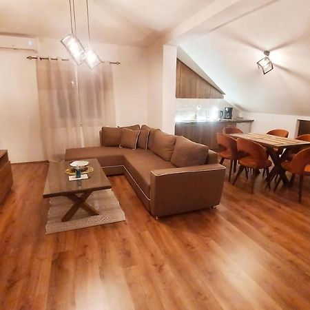 Gold Apartment Strumica Buitenkant foto